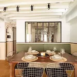 Appartement Design Et Confortable Au Coeur Du Marais