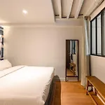 Appartement Design Et Confortable Au Coeur Du Marais