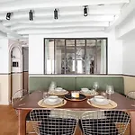 Appartement Design Et Confortable Au Coeur Du Marais