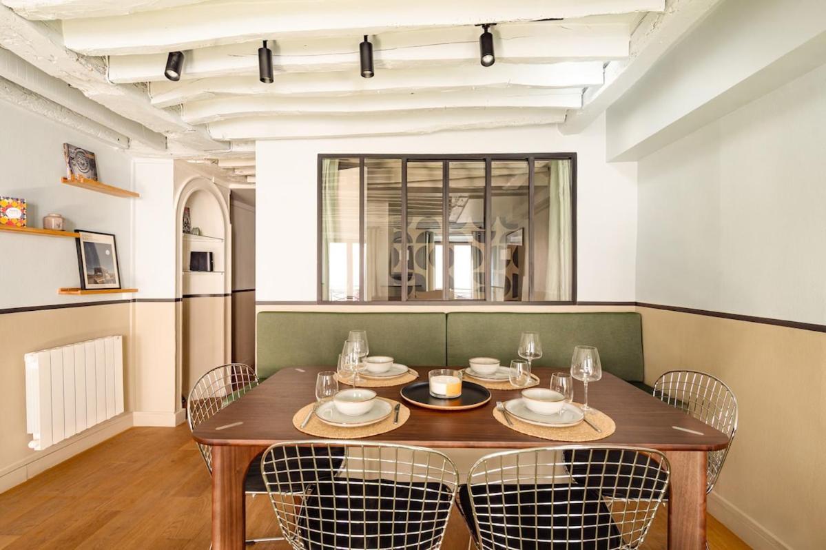 Design Et Confortable Au Coeur Du Marais Appartamento Parigi